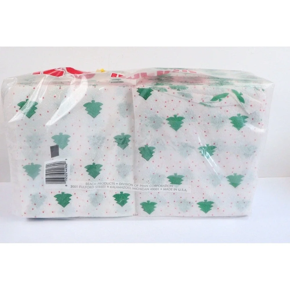 VTG Beach Christmas Trees Decorated Christmas Napkins NOS
